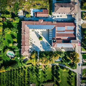  Alloggio per agriturismo Corte Carezzabella Italia