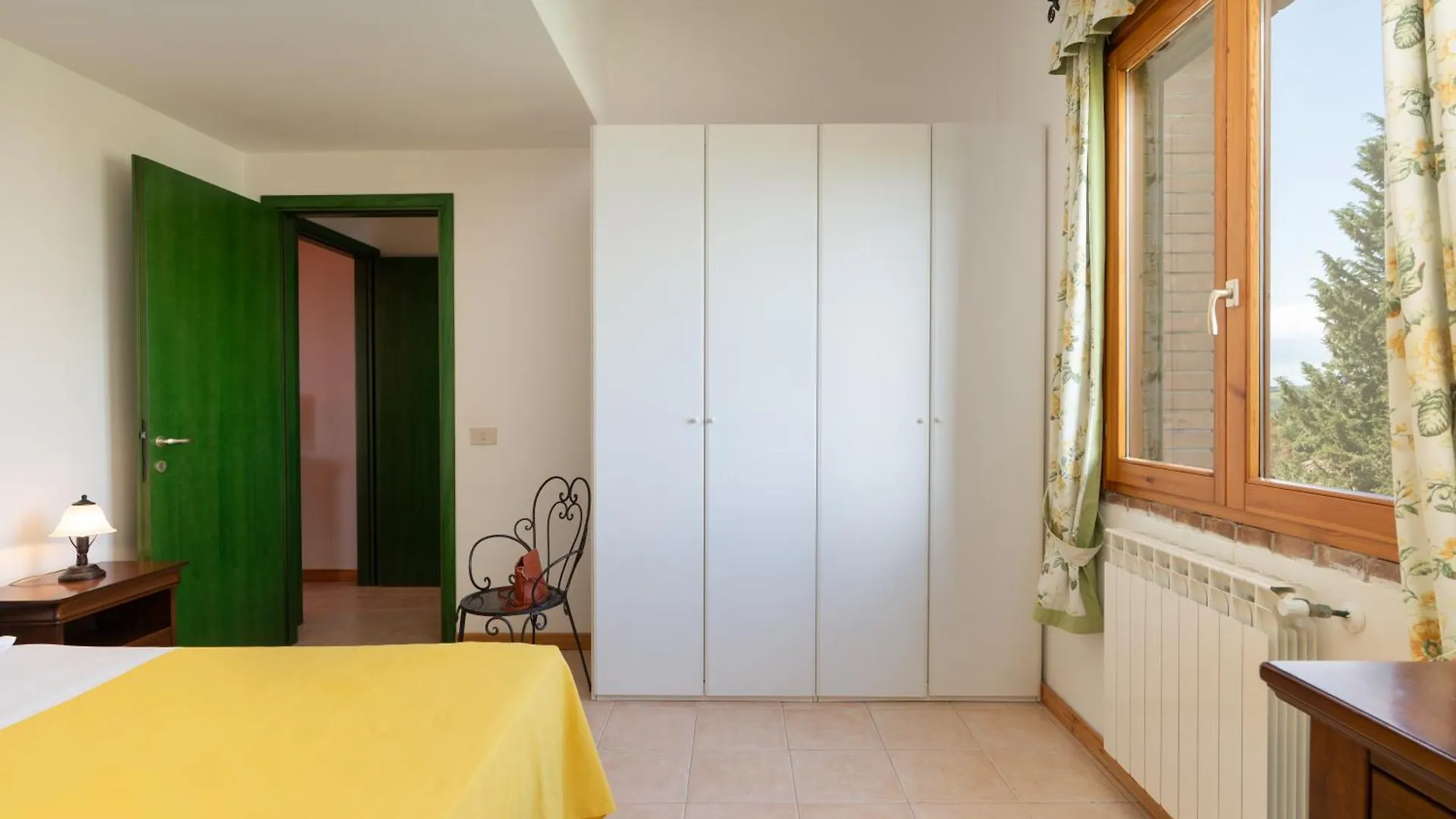 Calanchi Apartments Montaione